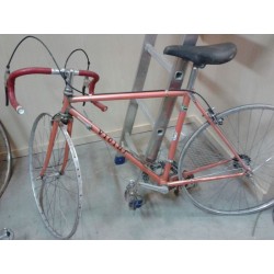 Bici da corsa da restaurare