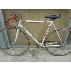 Bici da corsa da restaurare